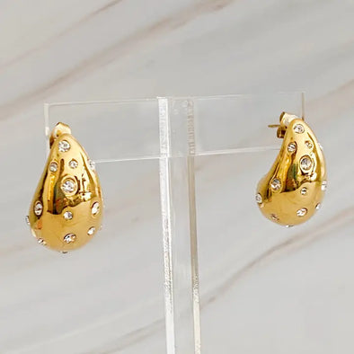 The So Chic Teardrop Earring-Gold