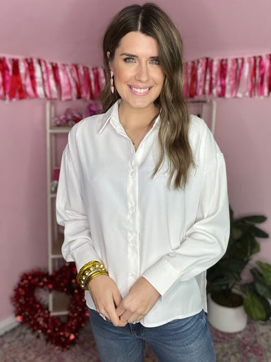 white button down top with pleated back detail 