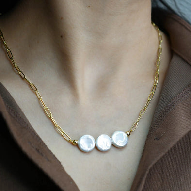 triple pearl necklace