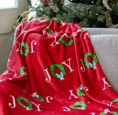 Grand Joy Wreath Throw-Red